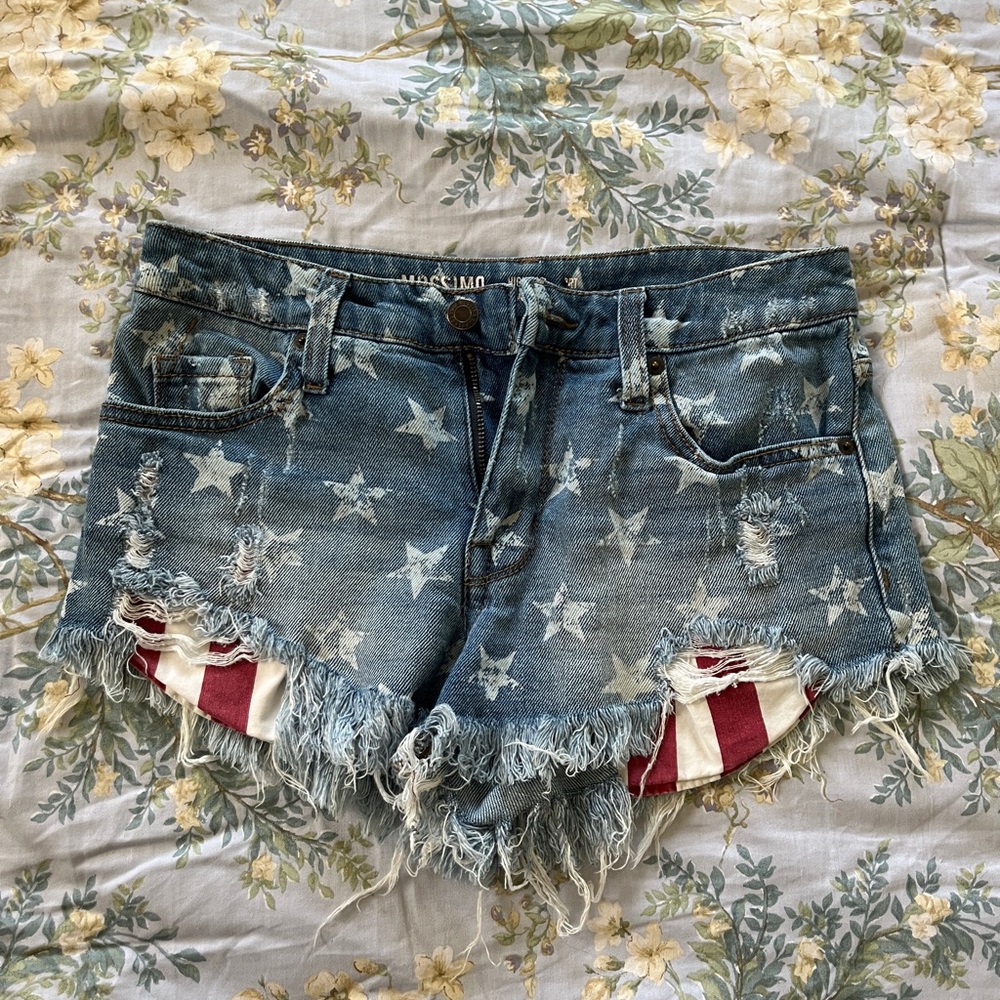 Denim Star-Patterned Distressed Shorts